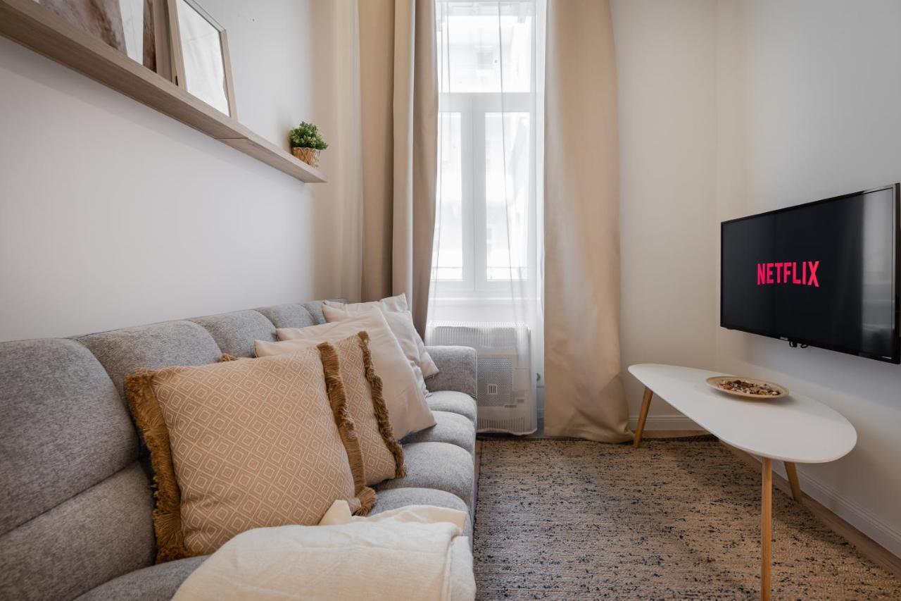 A62 - Akacfa Street Central Residence - Best Location By Bqa 布达佩斯 外观 照片